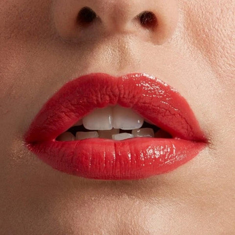 NYX Filler Instinct Plumping Lip Color 01 Besos