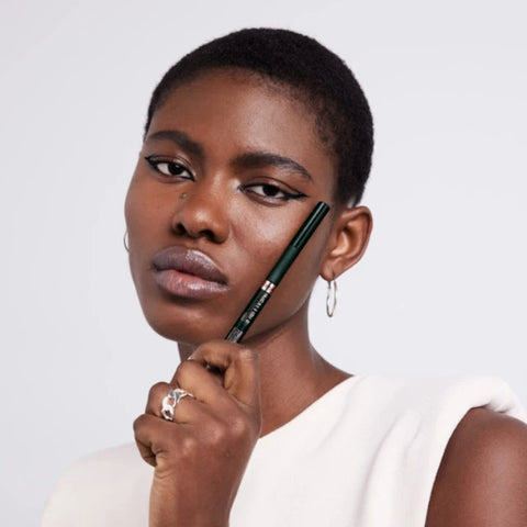 L'Oreal Infallible Precision Felt Eyeliner 01 Black