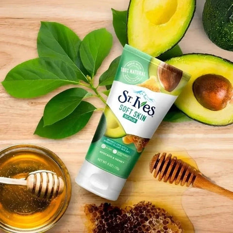 St. Ives Soft Skin Avocado & Honey Face Scrub 170g