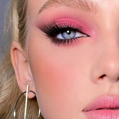 Revolution Mini Colour Reloaded Palette Heartbreaker Pink