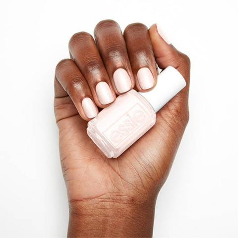 Essie Nail Lacquer 819 Boatloads Of Love 13.5ml