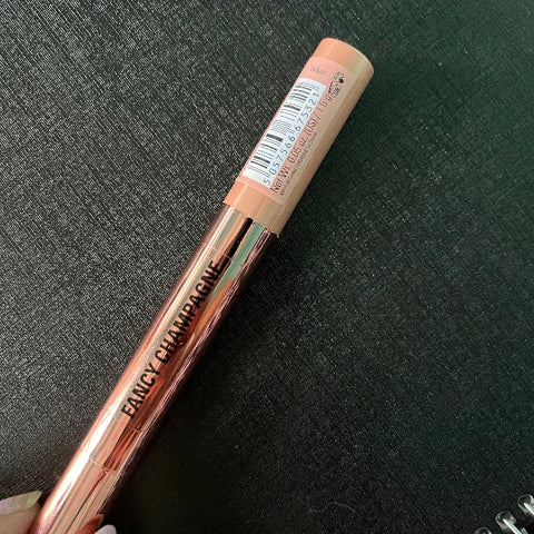 Revolution Lustre Wand Shadow Stick Fancy Champagne